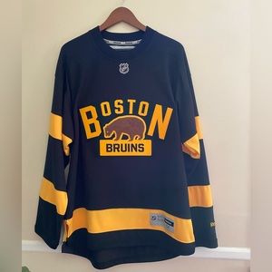 Reebok Men’s 2016 NHL Winter Classic Boston Bruins Premier Jersey